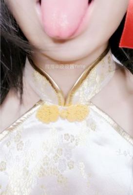 欧美女孩口红色号_1080在线观看